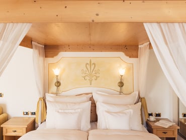 Individuelle Naturwohlfühlzimmer und Luxussuiten